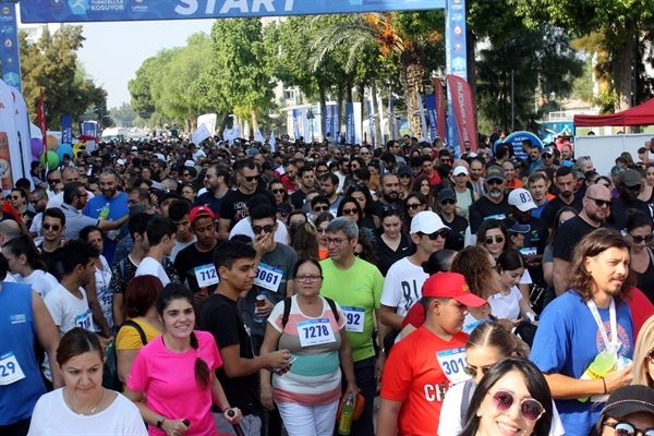 "Lefkoşa Turkcell’le Koşuyor" maratonu koşuldu