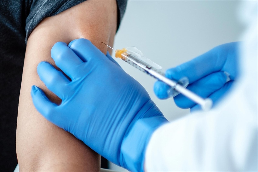Almanya'da aşı önceliği sıralaması kaldırıldı