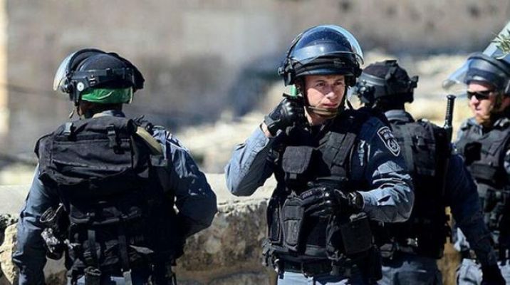 İsrail polisinden Kudüs'te Filistinlilere saldırı