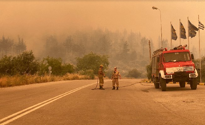 Yunanistan’daki yangınzedeler için yardım toplanıyor