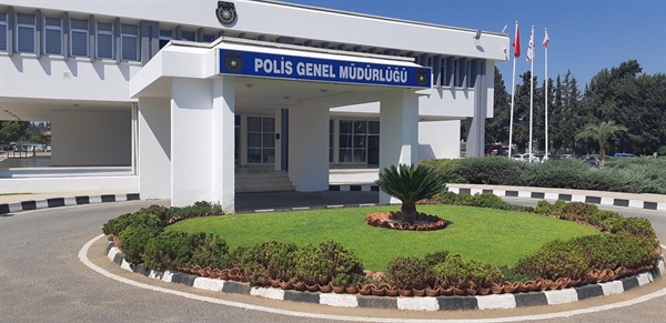 Polisten Açıklama: “Dava okunan 2 polis müdür muavini ve bir başmüfettiş geçici olarak görevden uzaklaştırıldı”