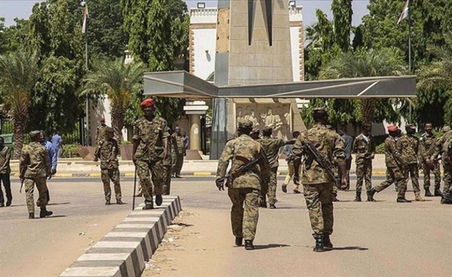 Sudan’da ordu ohal ilan etti