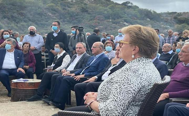 Maronitler’in Koruçam’daki ayinine Rum siyasilerden katılım