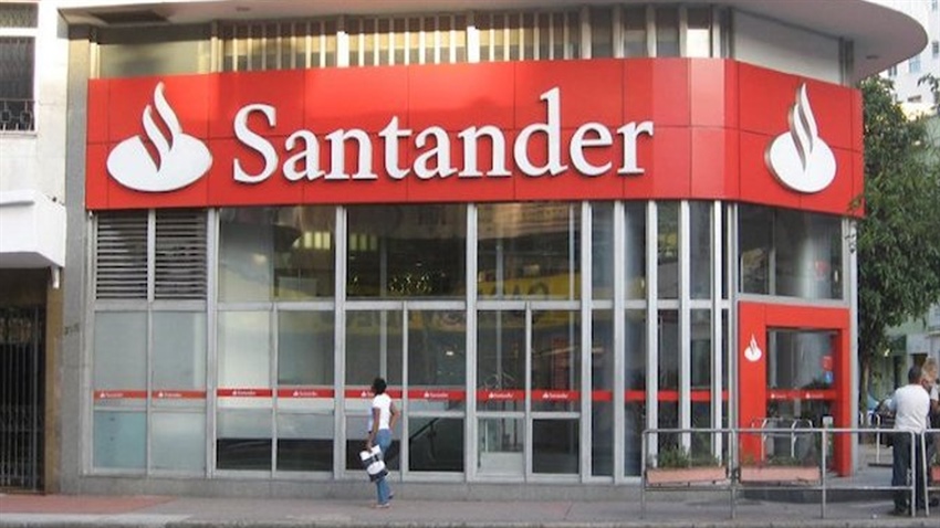 Santander Bankası, müşterilerine yanlışlıkla 130 milyon sterlin dağıttı