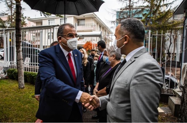 Sucuoğlu KKTC Ankara Büyükelçiliği'ni ziyaret etti