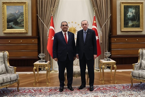 Başbakan Sucuoğlu'ndan Erdoğan'a geçmiş olsun mesajı