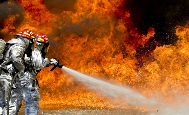 Karaoğlanoğlu'nda soğuk hava deposunda yangın