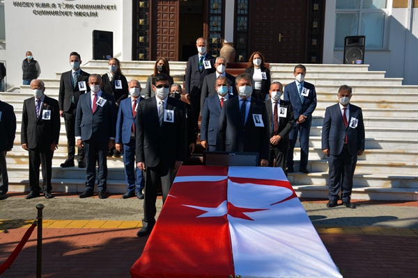 Kıbrıs Cumhuriyeti Temsilciler Meclisi'nde milletvekilliği görevi yapan merhum Altay için Meclis’te tören düzenlendi