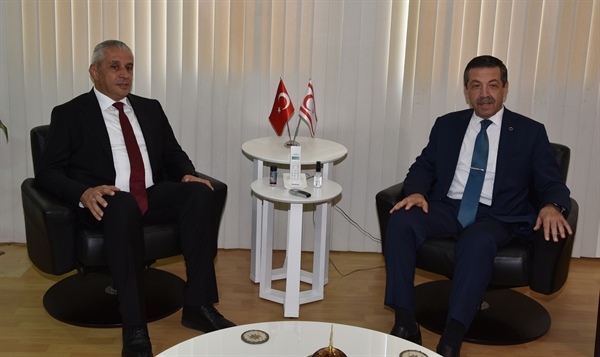 Taçoy, Dışişleri Bakanlığı görevini Ertuğruloğlu’ndan devraldı