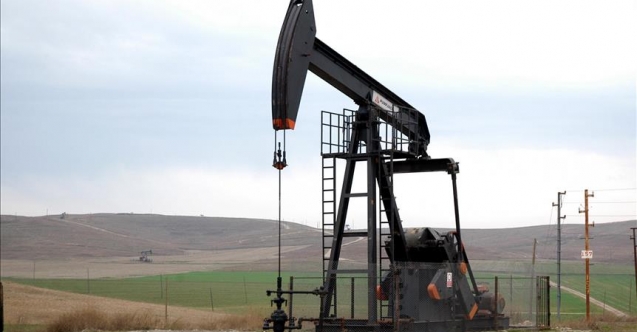 Brent petrolün varil fiyatı 129,85 doları gördü