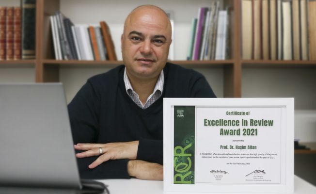 Elsevier’dan Prof. Dr. Haşim Altan’a Mükemmellik Ödülü