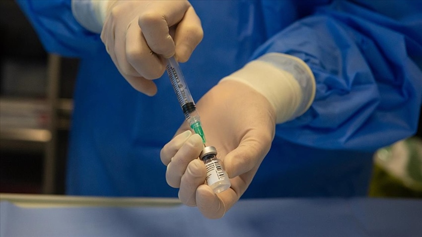 Pfizer'ın Üst Yöneticisi Bourla'ya göre dördüncü Kovid-19 aşısı gerekli