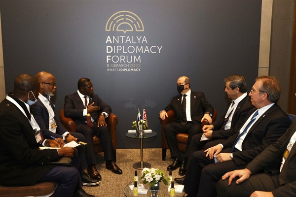 Tatar ile Ertuğruloğlu, Sıerra Leone Dışişleri Bakanı Francıs ile görüştü