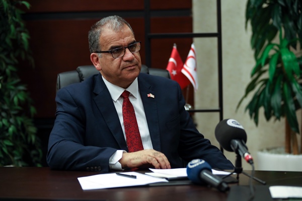Başbakan Sucuoğlu El-Sen ile protokol imzaladı, eylem kalktı