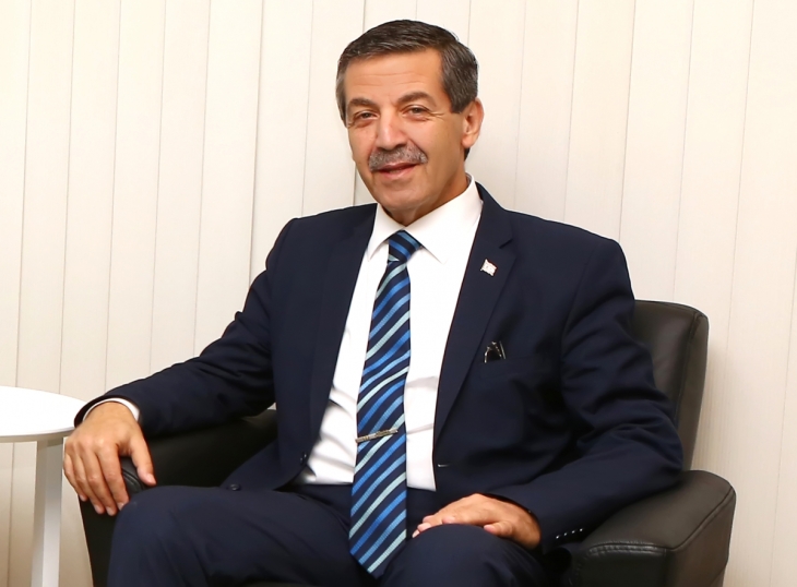 Dışişleri Bakanı Ertuğruloğlu zatürre teşhisiyle tedavi altına alındı