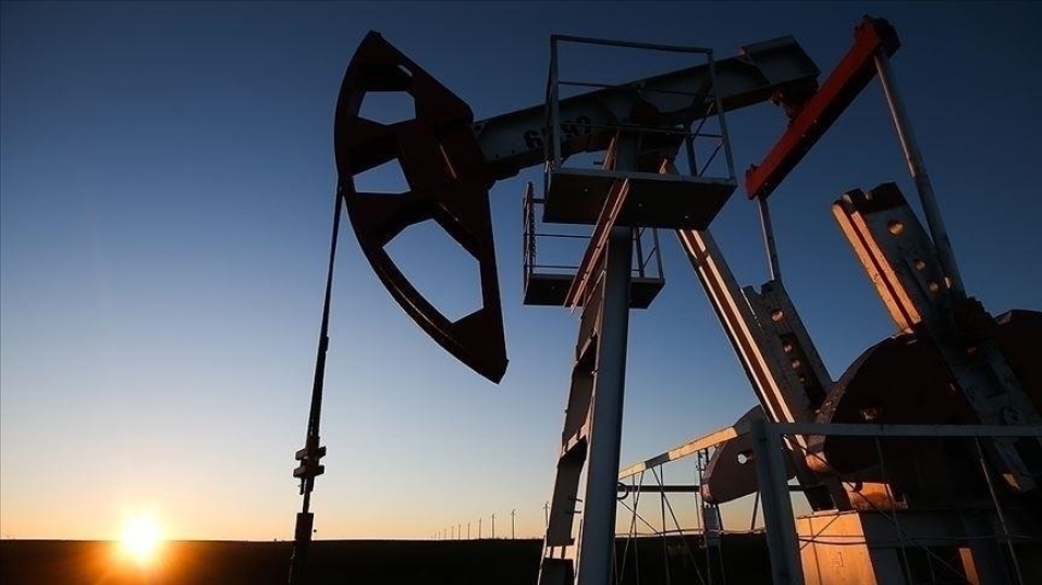 Brent petrolün varili 100,98 dolardan işlem görüyor
