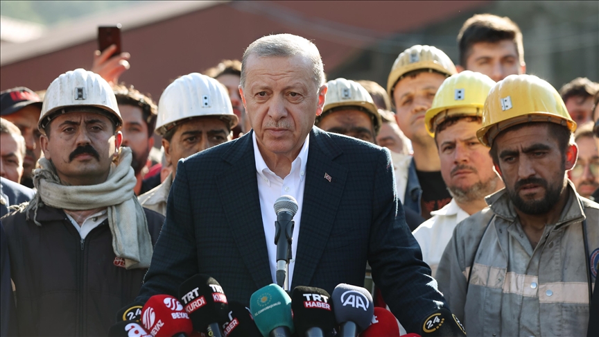 Erdoğan, Patlamanın Meydana Geldiği Amasra'daki Maden Ocağında İncelemede Bulundu...