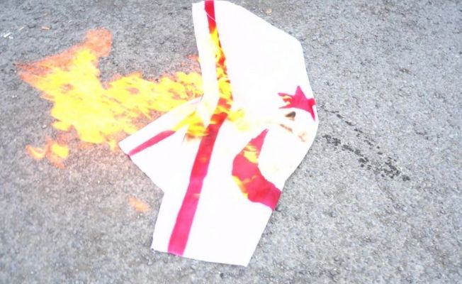 ELAM Gençlik Örgütü KKTC bayrağı yaktı