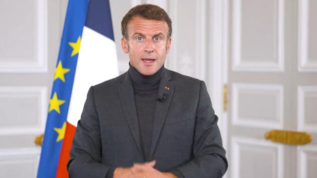Macron: “Dünyada Yalnız İki Büyük Güç, İki Kutup Görmek İsteyenler Çok“