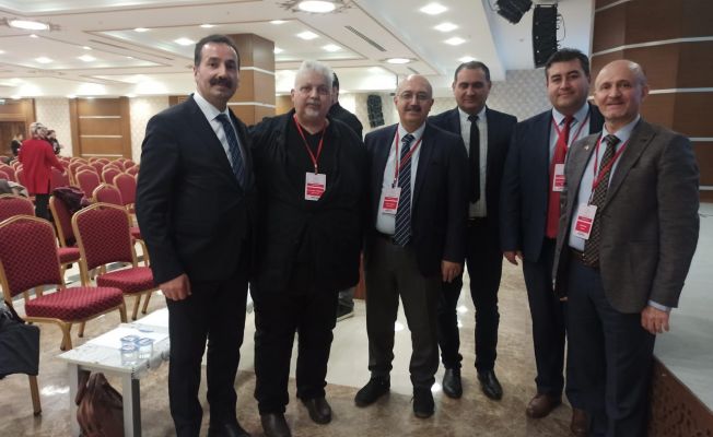 LAÜ Akademisyeni Karakartal, Kıbrıs konulu eğitim konferansına katıldı