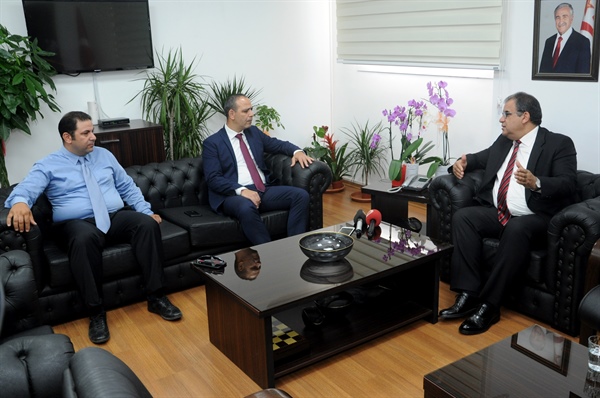 Çalışma Bakanı Sucuoğlu LTB Başkanı Harmancı'yı kabul etti