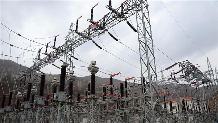 İran Irak'a elektrik akışını kesti