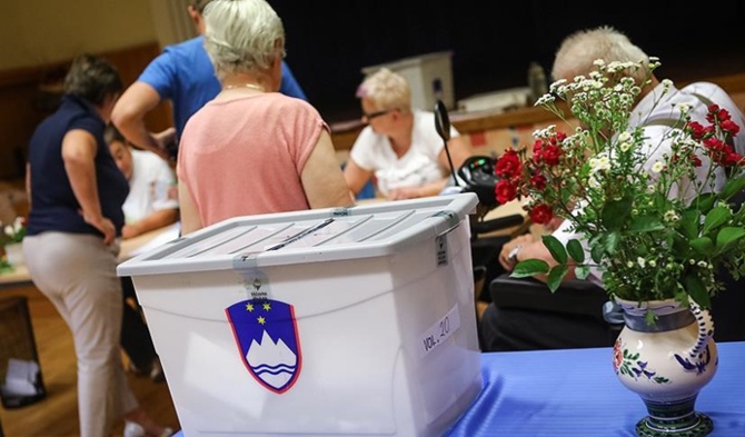 Slovenya'da Parlamento Seçimleri Yapılıyor...